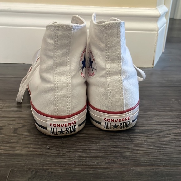 SOLD white converse - Picture 3 of 10
